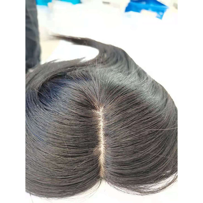 Droite 140% Toupee Densité 100% Cheveux humains Cheveux longs Pour les femmes avec style