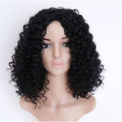 Des perruques pour cheveux synthétiques résistantes à la chaleur avec une densité de 150% et une taille moyenne maximale