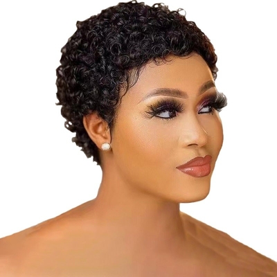 250% Densité Pixie coupe cheveux humains bouclés Perruque avec la base de matériau de dentelle suisse