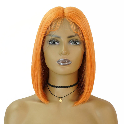 Des perruques en dentelle avec des cheveux péruviens naturels orangés soyeux et droits.